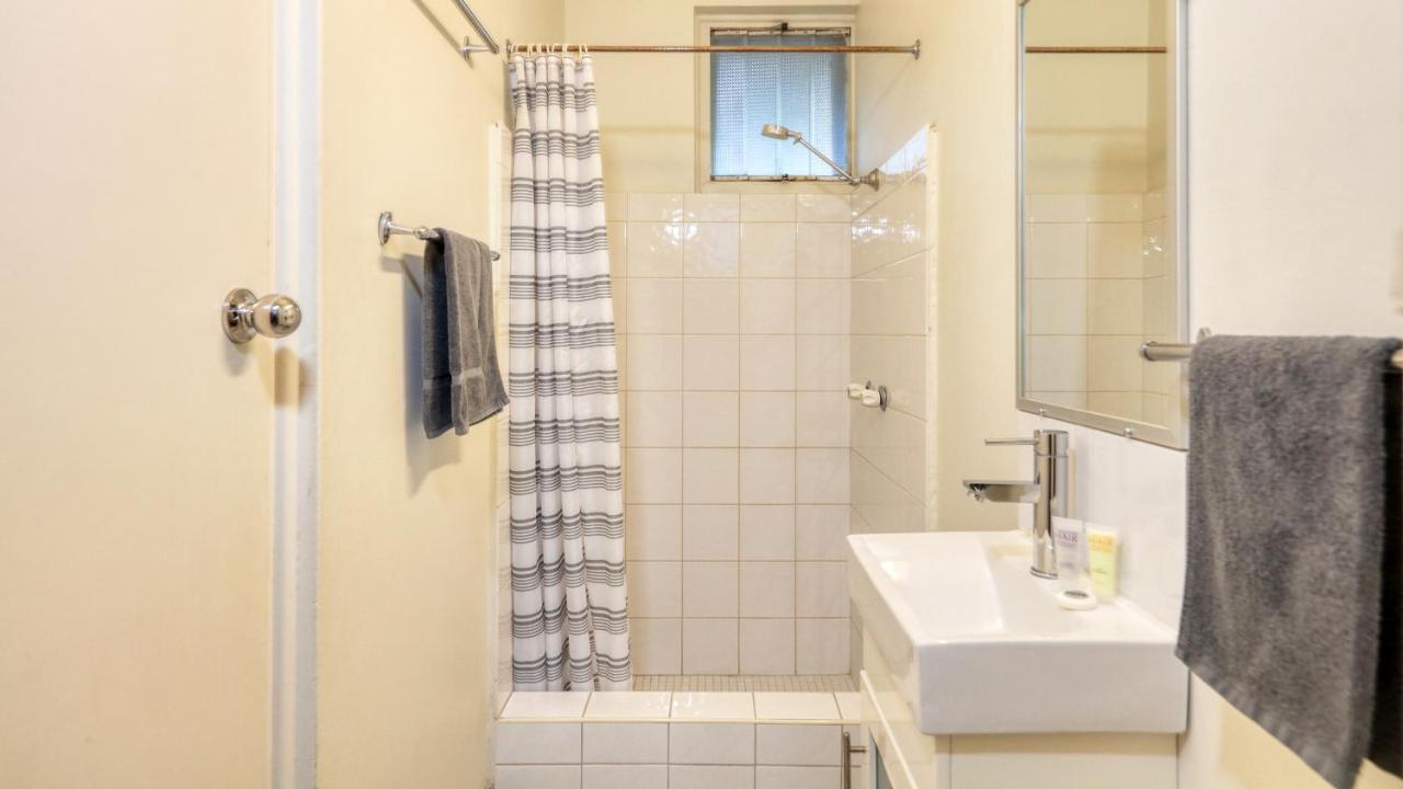 Hamilton Hume Motor Inn 야스 외부 사진
